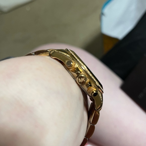 Women’s Michael Kors Watch - Picture 9 of 9